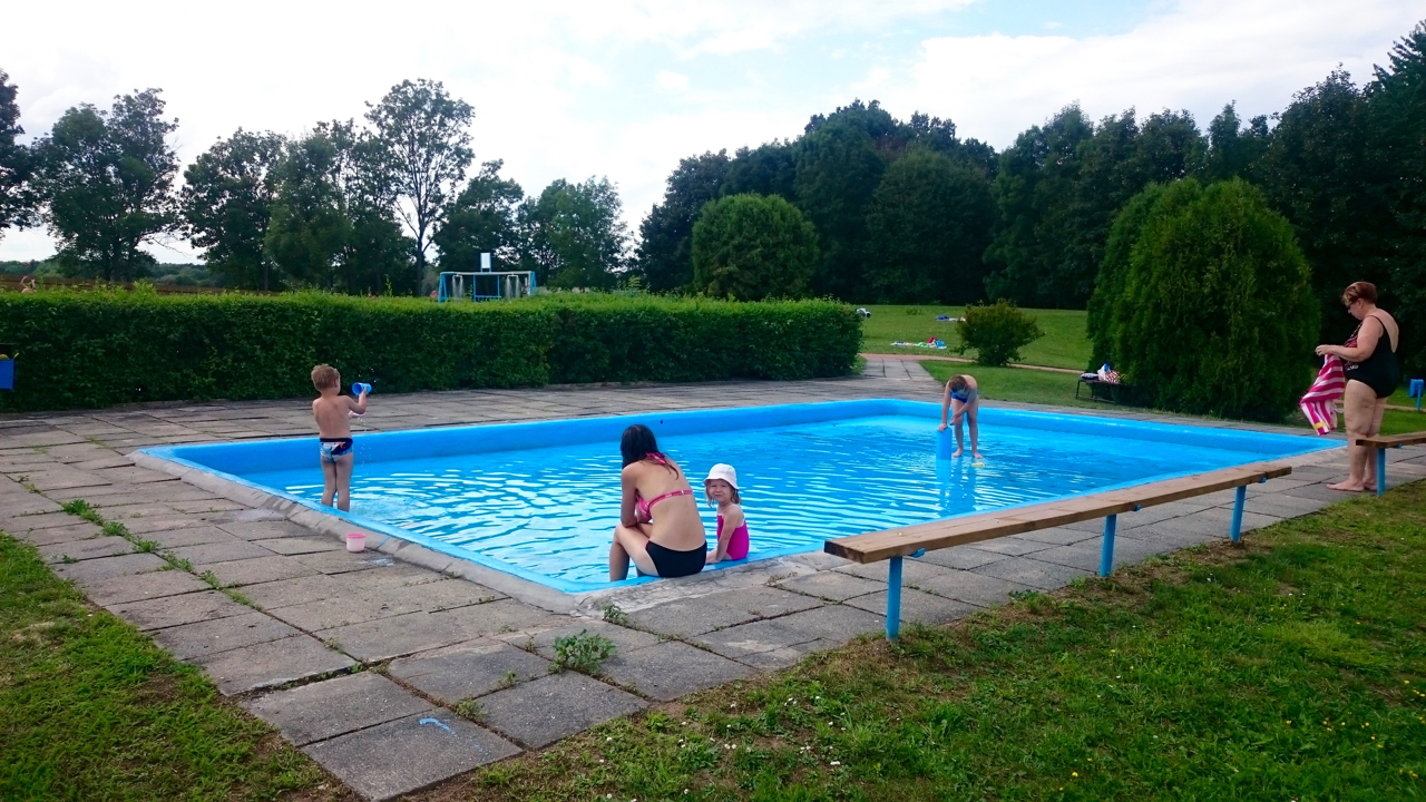 Brouzdali�t� s vodotryskem